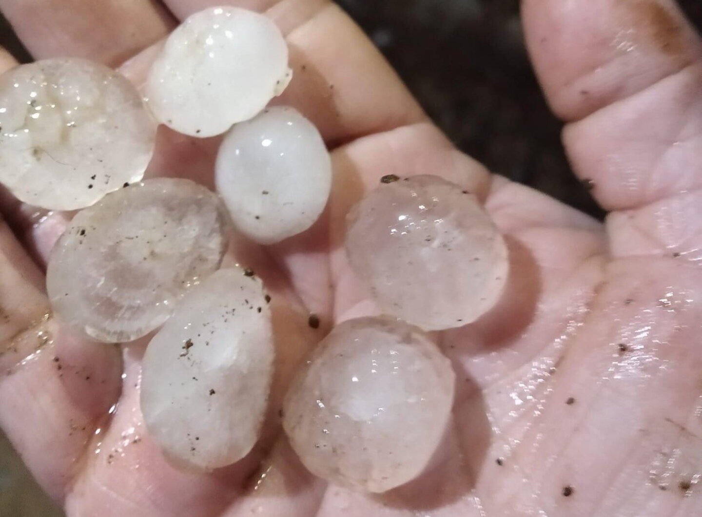 Cayó granizo en Artigas. Foto: Inumet.