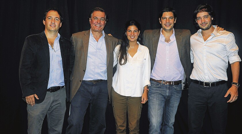 imagen-01-los-5-zambrano.jpg