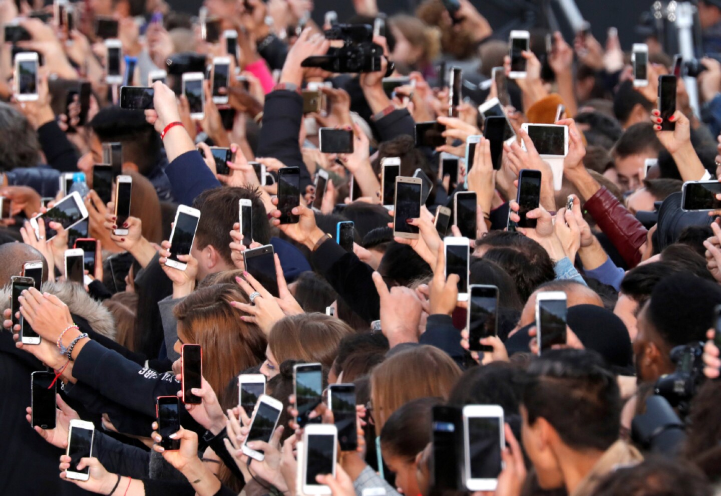 Uruguay está entre los países con más acceso a celulares - EL PAÍS Uruguay