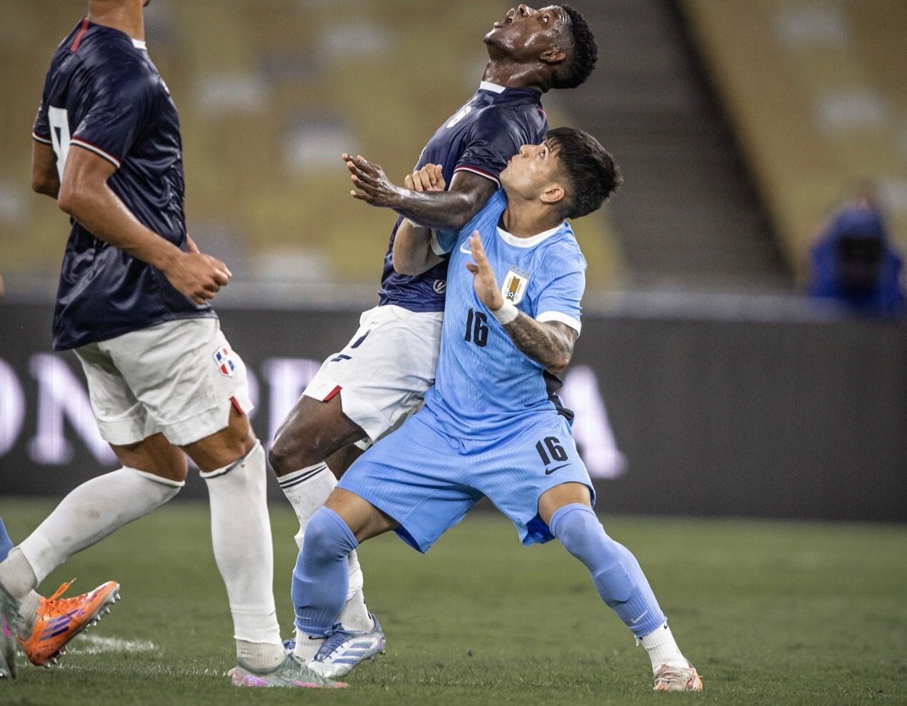 El juvenil de Peñarol, Julio Daguer, en su debut absoluto con la selección de Uruguay (contra República Dominicana en Malasia)