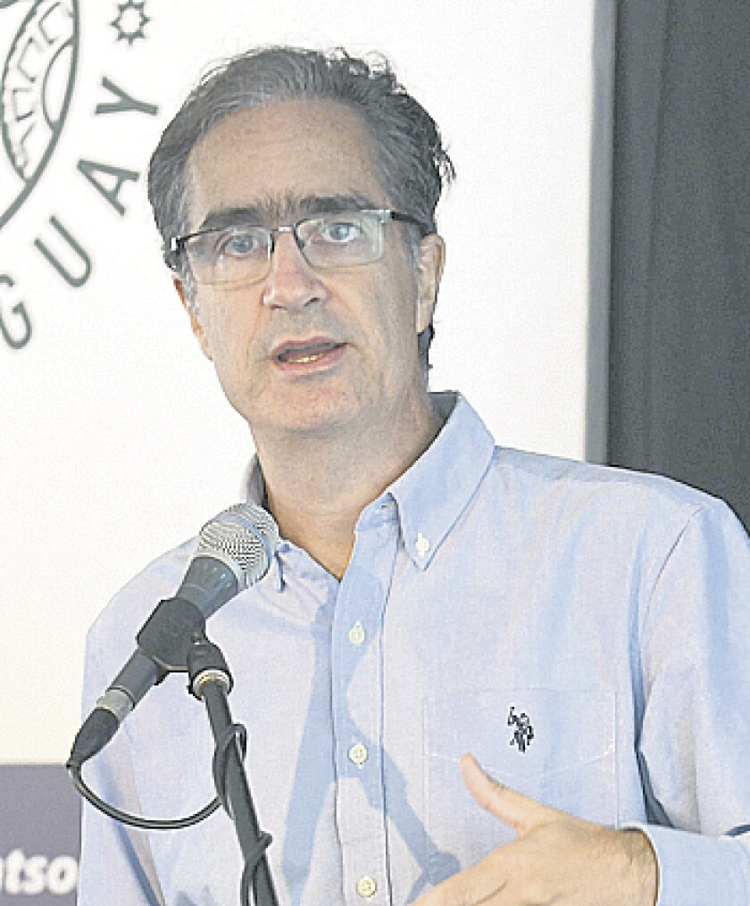 lussich.jpg