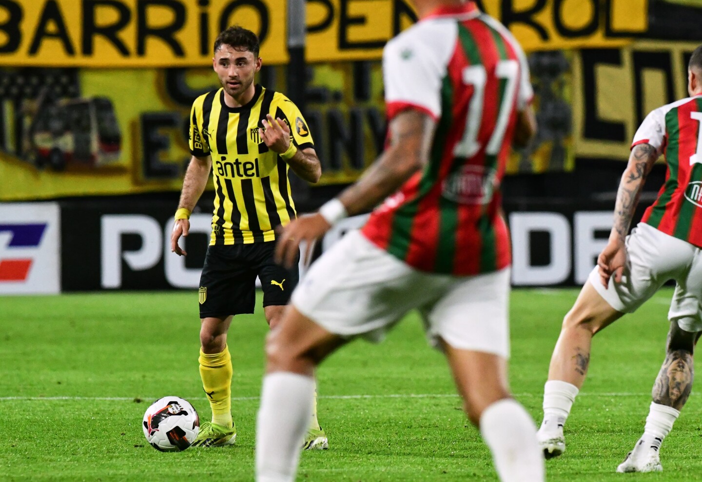 Pedro Milans en el partido entre Peñarol y Deportivo Maldonado.