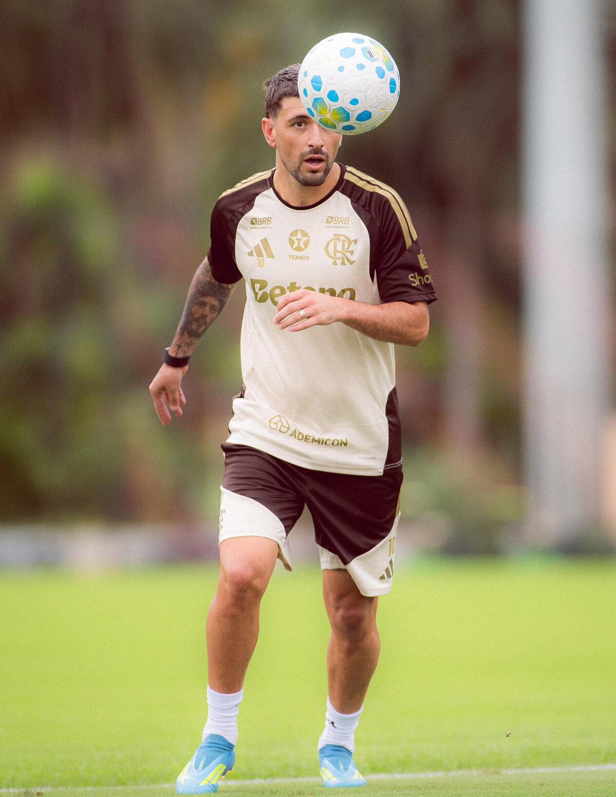 Giorgian De Arrascaeta en Flamengo