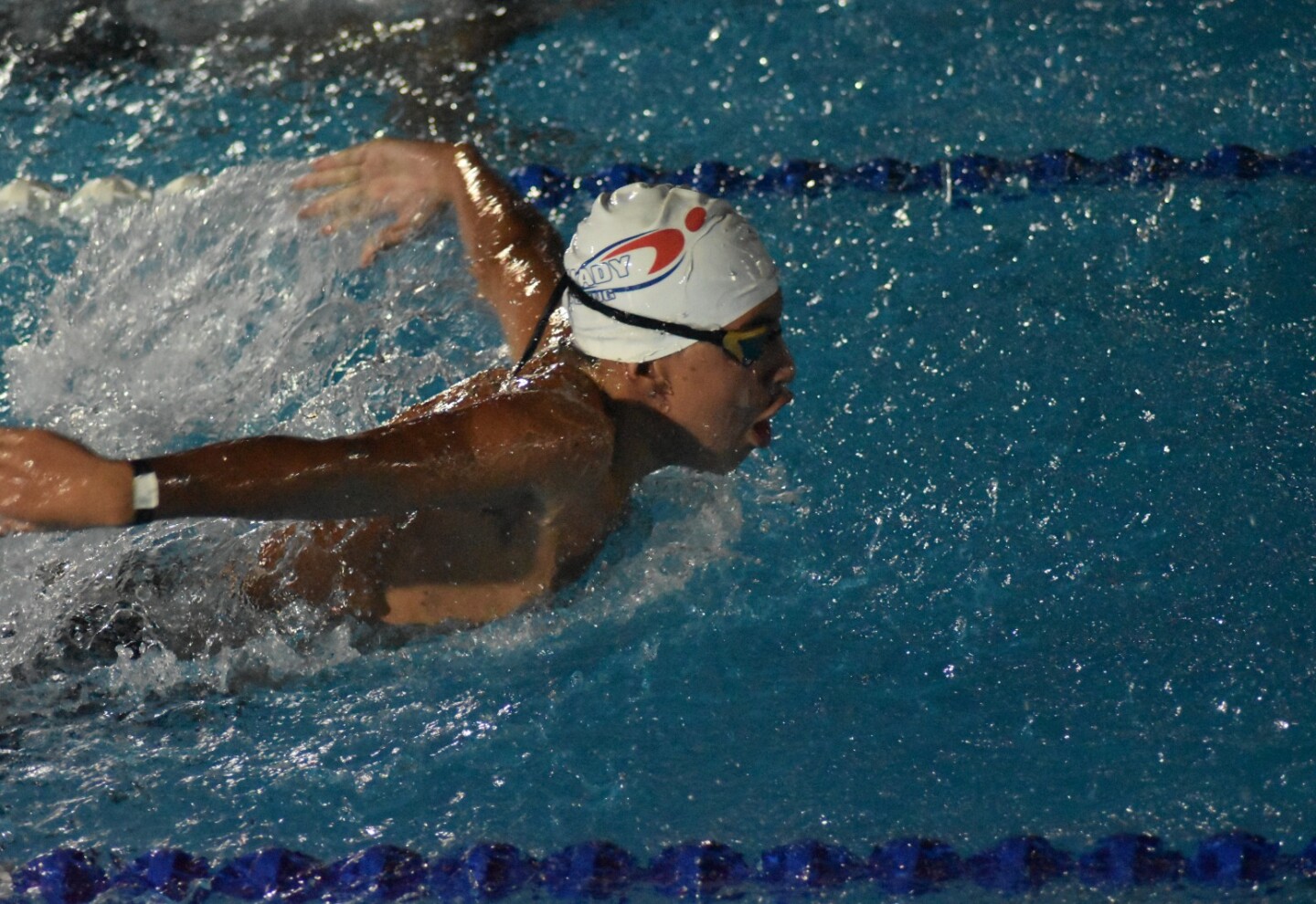 El récord nacional del niño de Young, que tiene 11 años y es promesa de ...