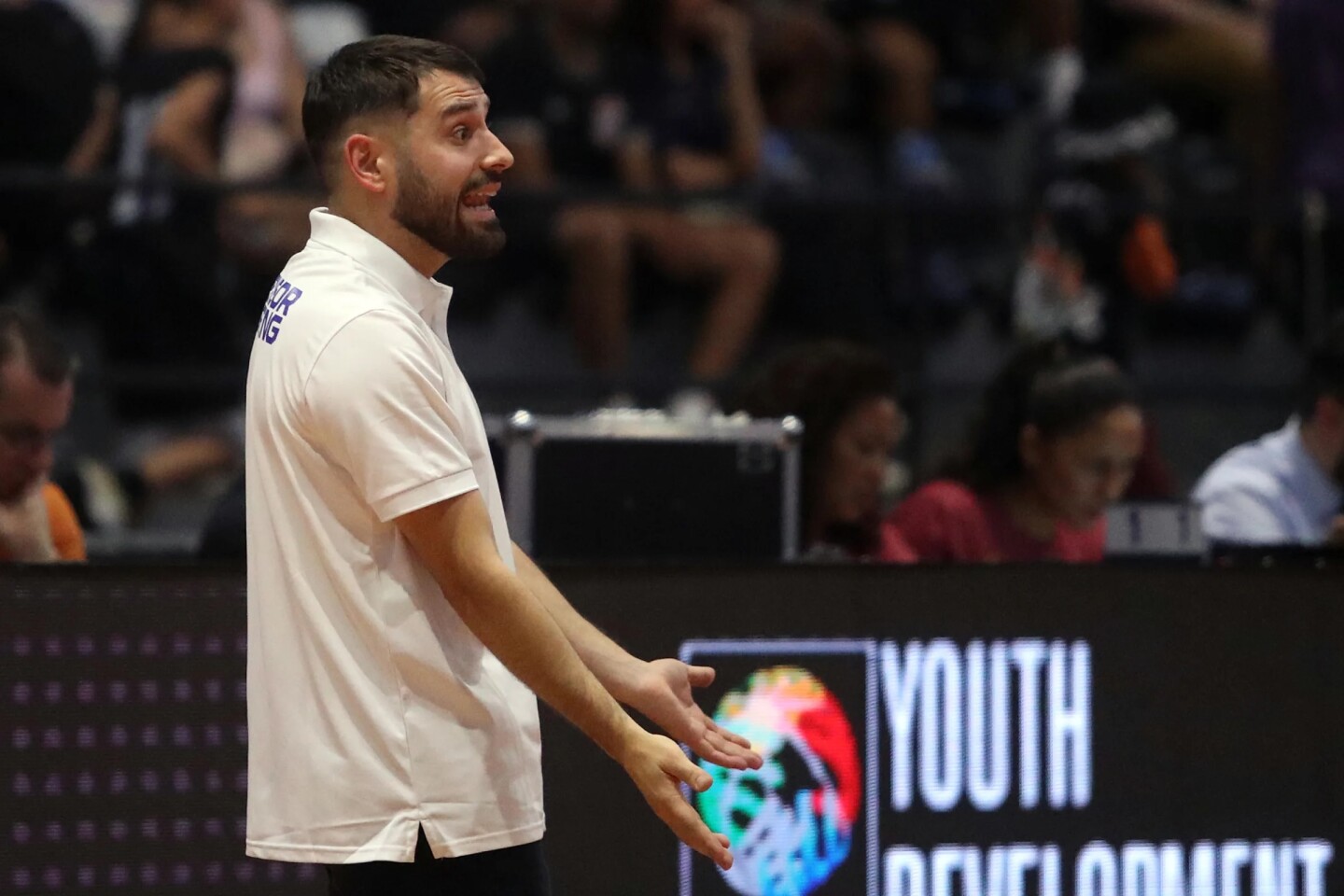 Gonzalo Brea, entrenador de Defensor Sporting Básquetbol
