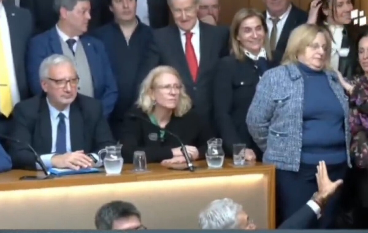 Senadora Graciela Bianchi.