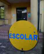 Escuela Simón Bolívar en Pocitos.