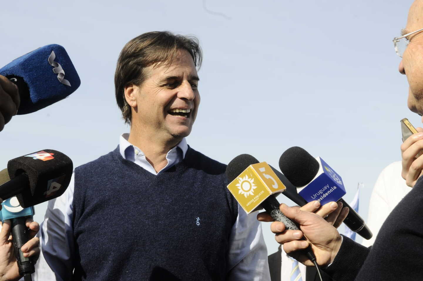 Presidente Luis Lacalle Pou en rueda de prensa