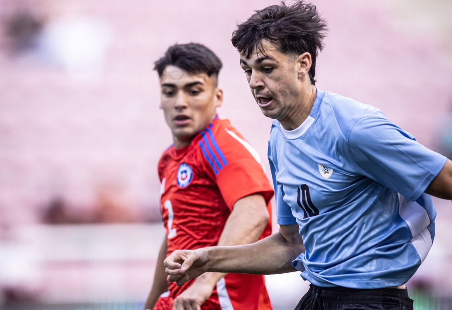 Gonzalo Petit en el debut de la Sub 20 en el Sudamericano de Venezuela.