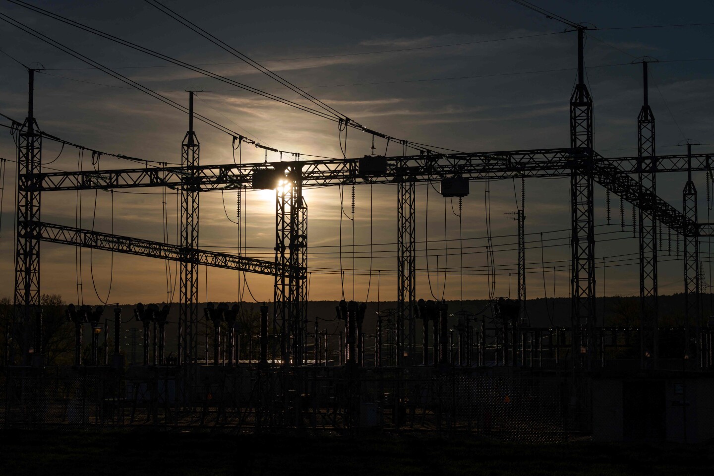 Subestación eléctrica en Burgos el 28 de abril de 2025, durante un apagón masivo que afectó a a la península Ibérica.
