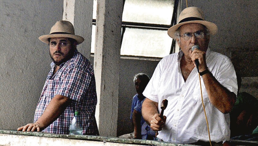 imagen-luis-aparicio-andrade-y-su-hijo-mart-12083756.jpg
