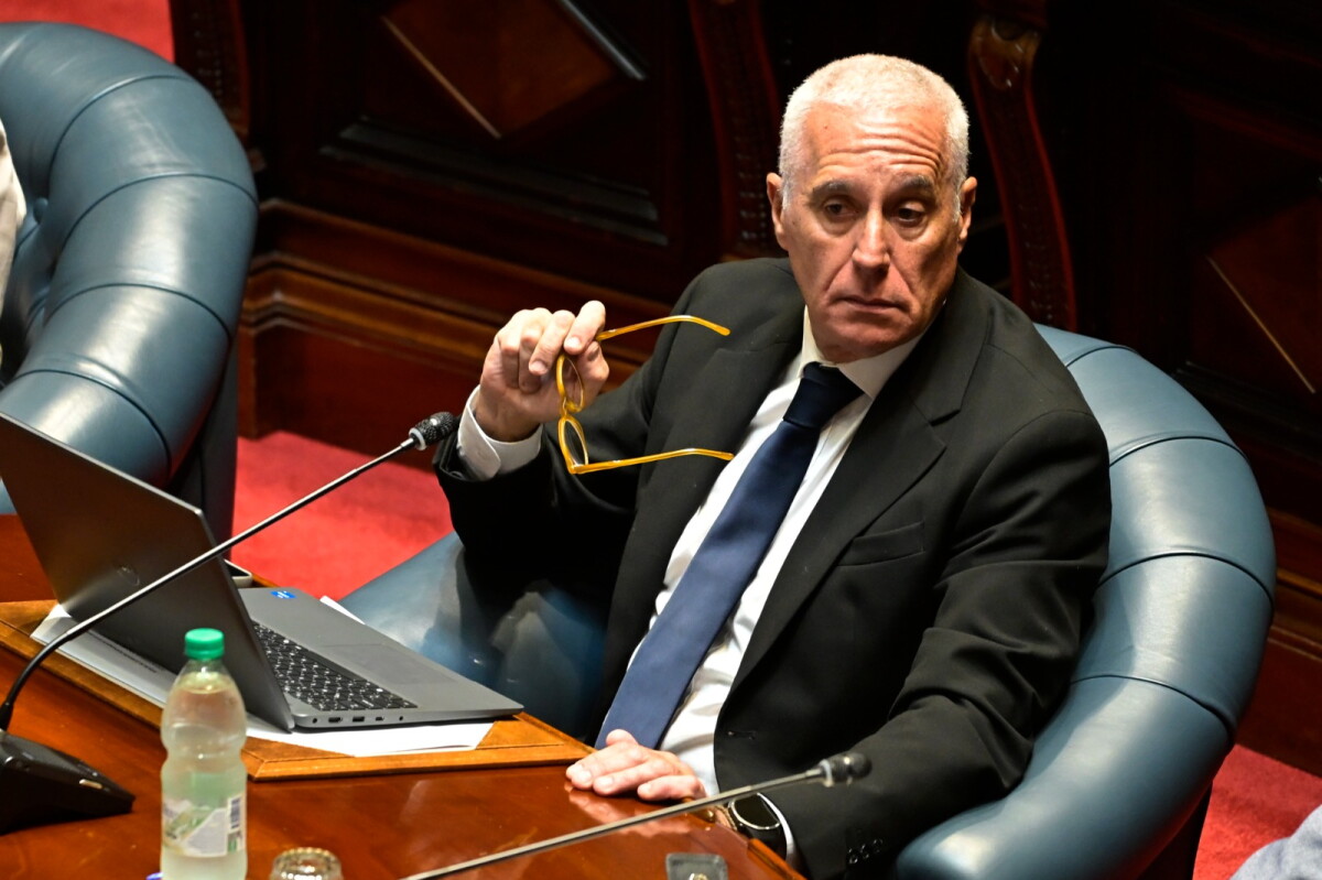 Ministro Carlos Negro.