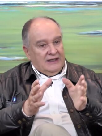 Walter Hugo.jpg