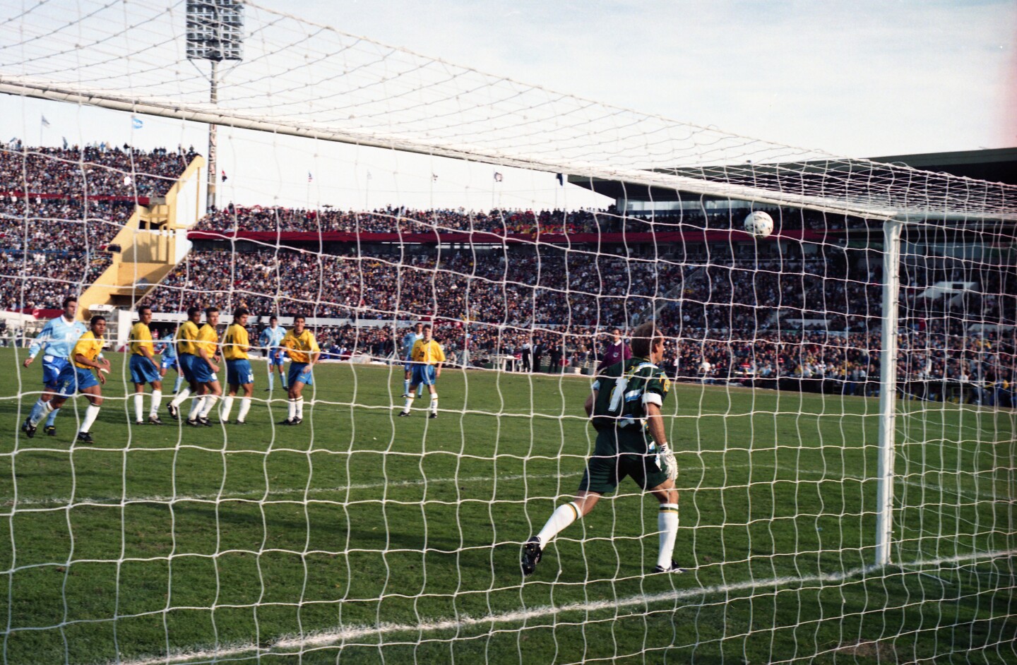 Seleccion de Brasil vs Seleccion de Uruguay 1995