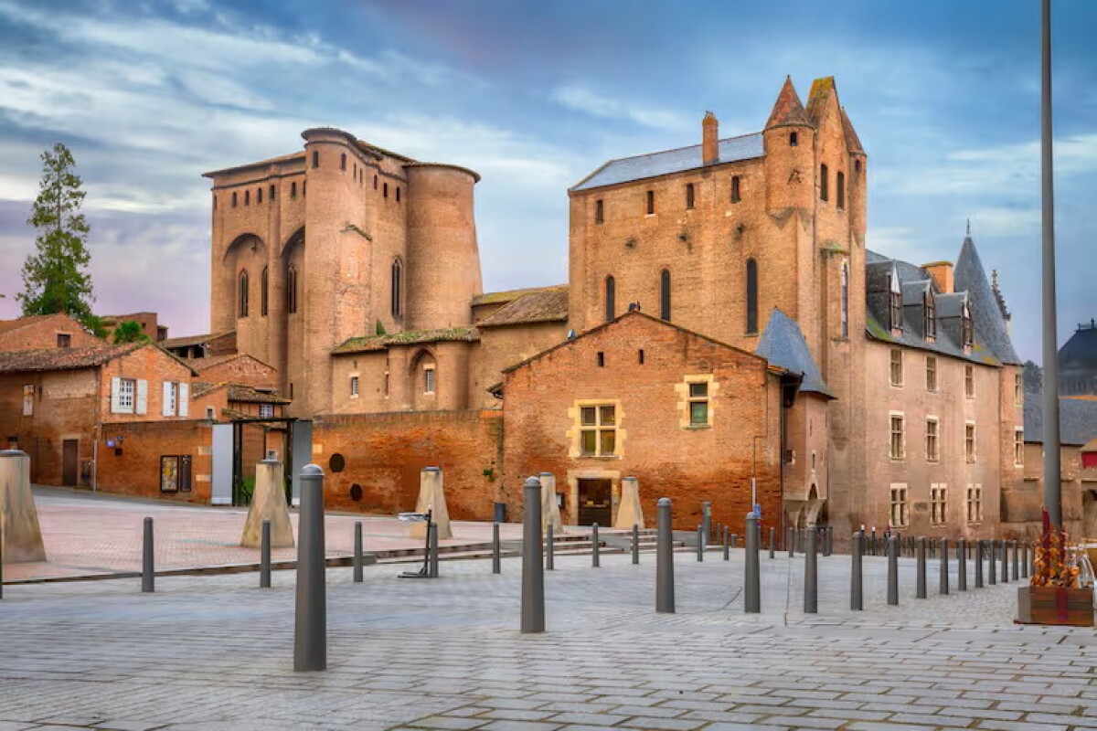 Albi: La joya de ladrillo del sur de Francia