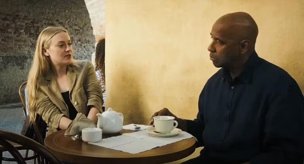 Dakota Fanning y Denzel Washington en "El justiciero: capítulo final".