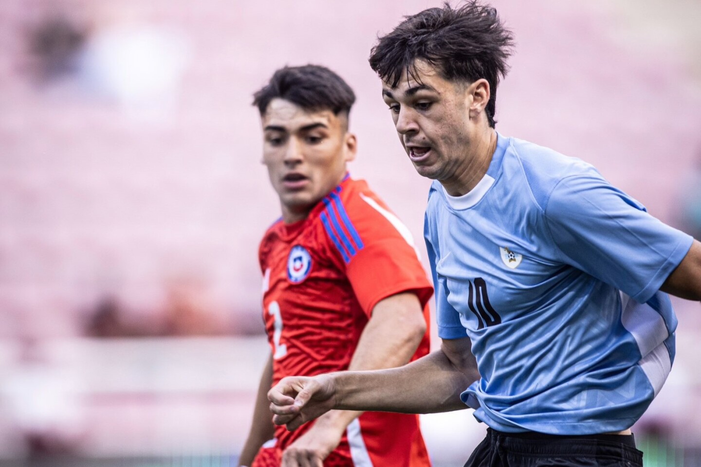 Gonzalo Petit en el debut de la Sub 20 en el Sudamericano de Venezuela.
