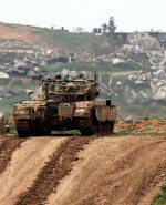 Preparativos: Israel ha movilizado tanques en el límite sur de la Franja de Gaza