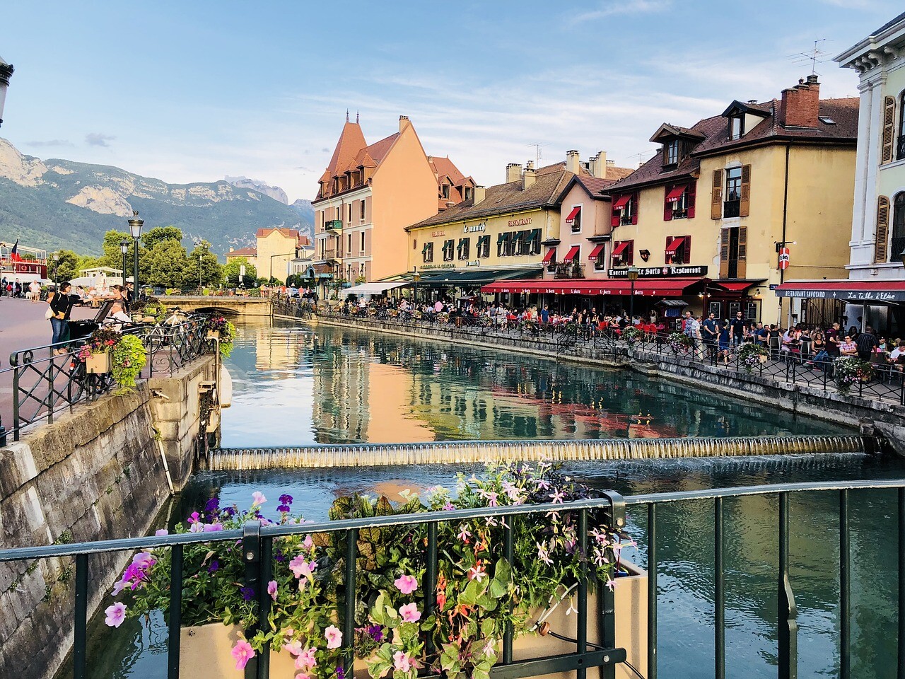annecy-3804116_1280.jpg