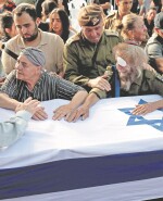 Ayer se realizaron los entierros de cuatro soldados muertos por Hezbolá el domingo.