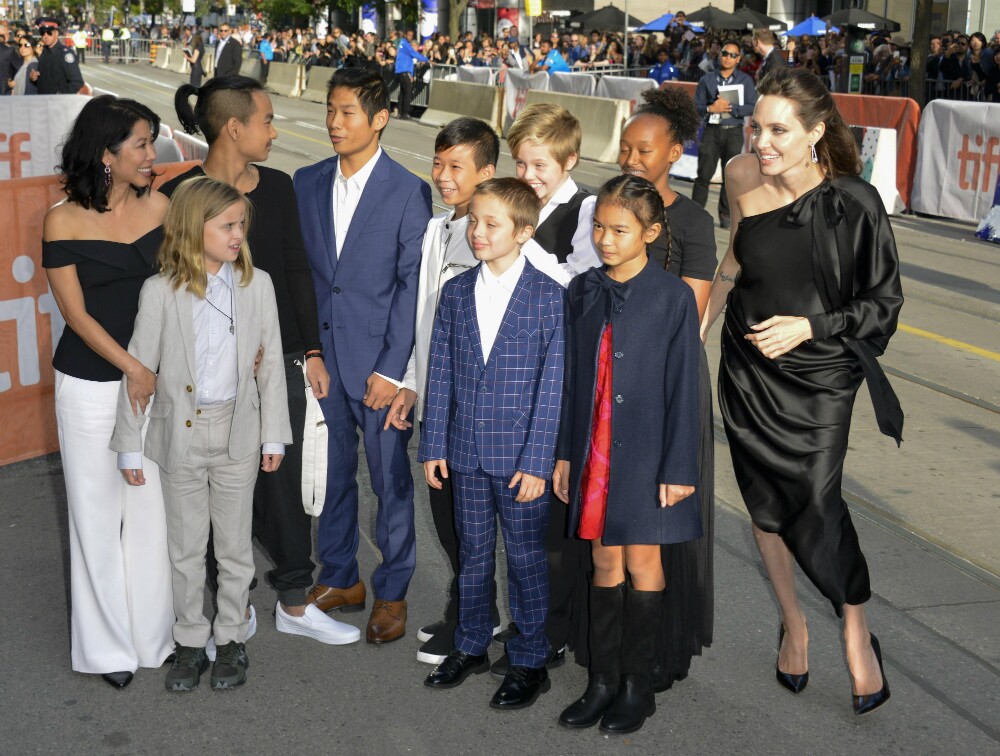 Angelina Jolie y sus hijos