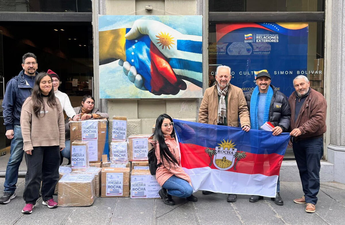 Rocha envió ayuda a Venezuela.