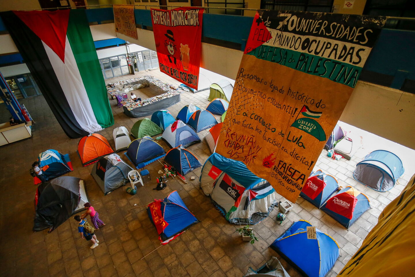 Campamento de estudiantes de la Universidad de São Paulo en defensa de Palestina