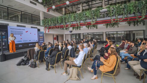 Autoridades y referentes del sector participaron en el lanzamiento de FoodRise en el Parque de Innovación de LATU, un hub que busca impulsar la seguridad alimentaria y la innovación tecnológica en el Cono Sur