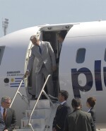 INAUGURACION AVION PLUNA