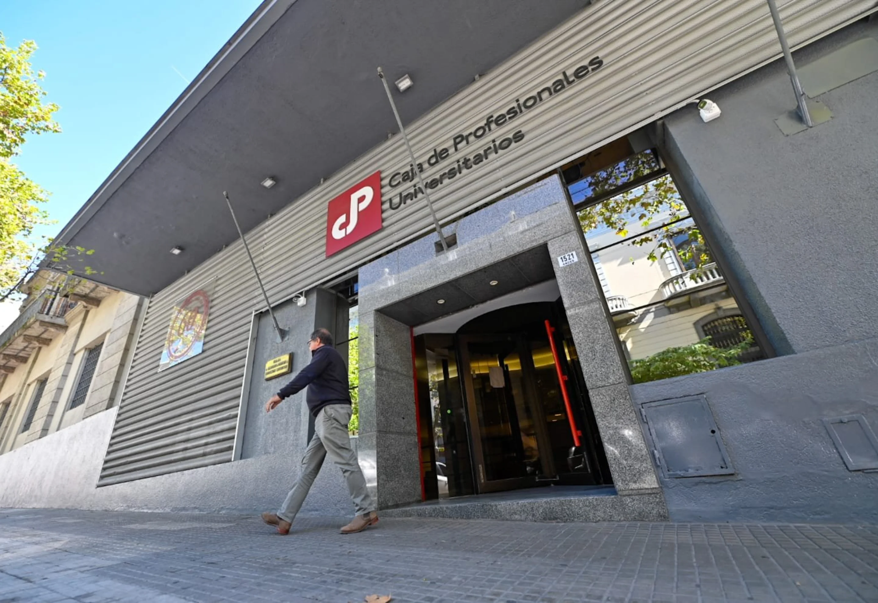 Post Exprès Universitarios exigen premura al gobierno para tratar