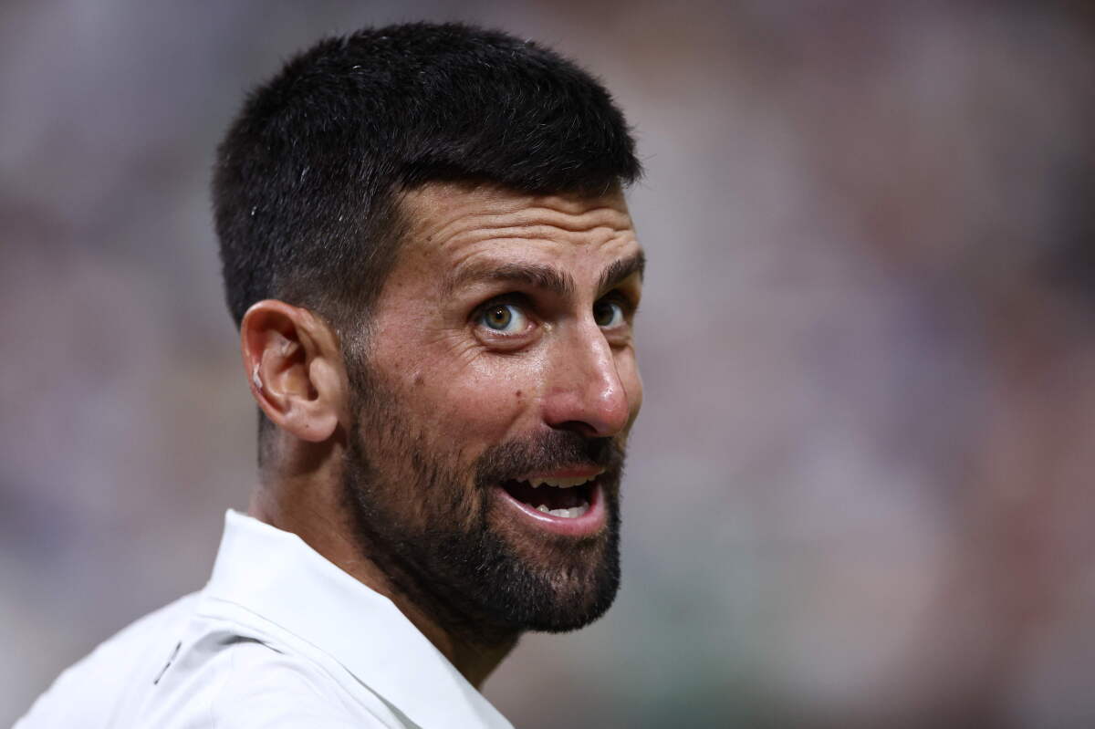 Novak Djokovic en su partido frente a Felix Auger-Aliassime en Wimbledon 2026.