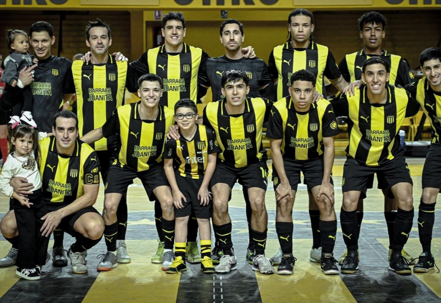 El equipo de fútbol sala de Peñarol.
