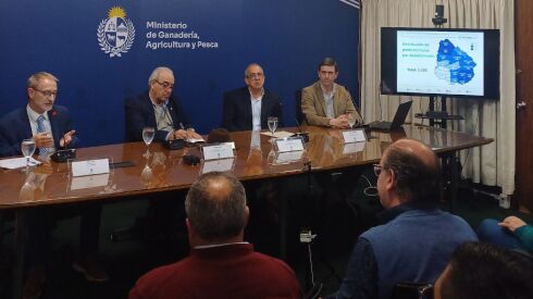 Las autoridades del Ministerio de Ganadería, Plan Agropecuario e INAC, presentaron en conferencia de prensa los resultados de la convocatoria pública para sumarse al Programa Procría.