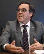 Robert Bouvier