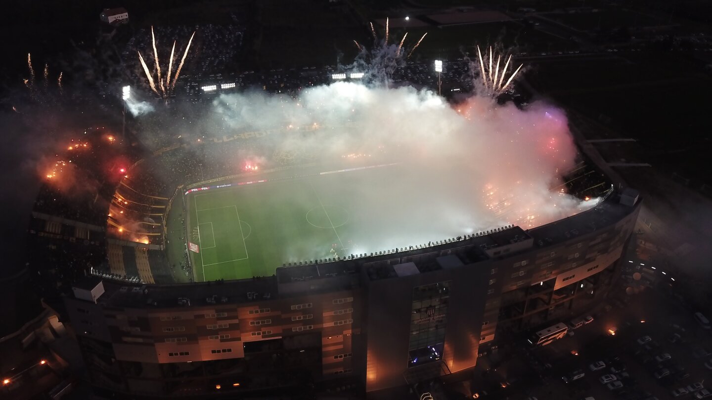 El estadio Campeón del Siglo en la previa al partido ante Flamengo por la Copa Libertadores 2024.