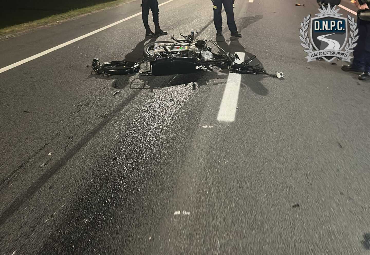 Moto que era conducida por un joven de 27 años que murió en un siniestro de tránsito.