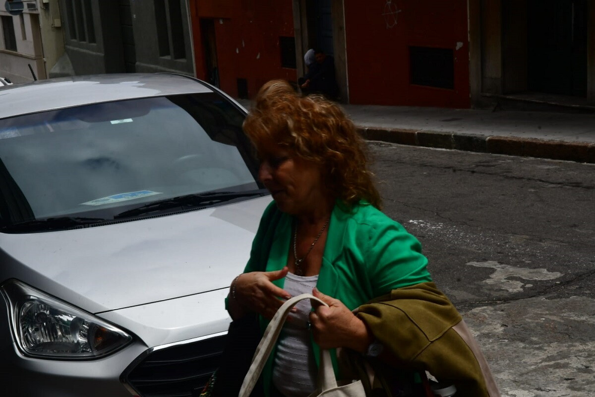 Fiscal Alicia Ghione ingresando a una audiencia por el caso Penadés. Foto: Francisco Flores/El País.