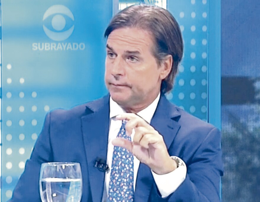 Comunicación no verbal de Luis Lacalle Pou.jpg