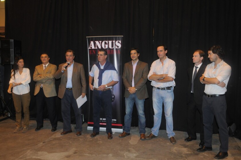 Conferencia por remat. Angus de Zambrano, ND 20160404, foto Ariel Colmegna