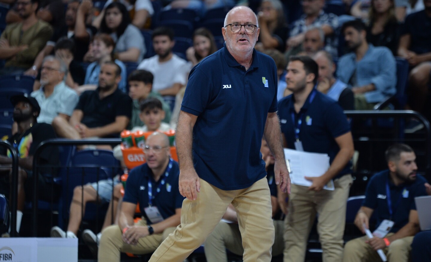 El director técnico de la selección de Uruguay de Básquetbol, Gerardo Jauri, en el Antel Arena