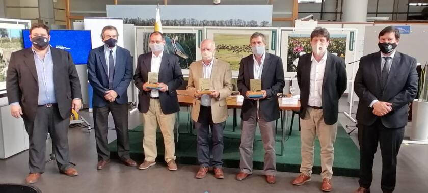 se-celebro-el-dia-nacional-del-campo-natural-con-entrega-de-reconocimientos-y-apertura-de-muestra-fotografica.jpeg