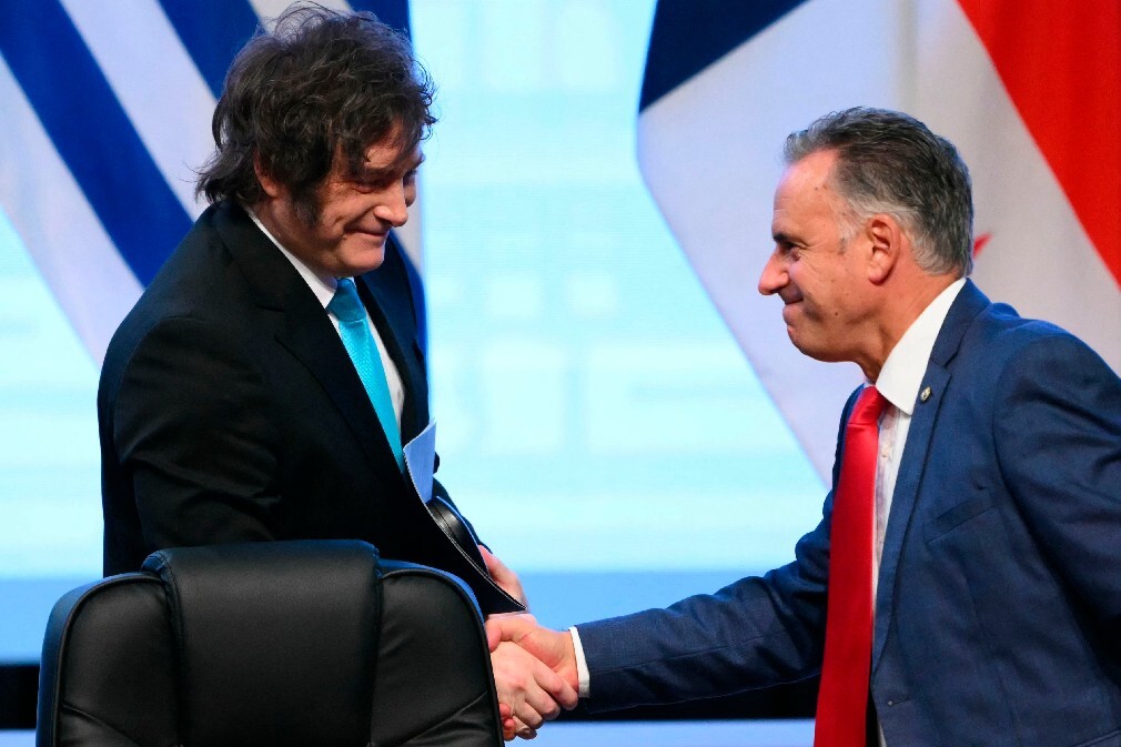 Desencuentros y dudas financieras envuelven a la delegación argentina en la CARU 3 Fondos públicos y delegación argentina en la CARU