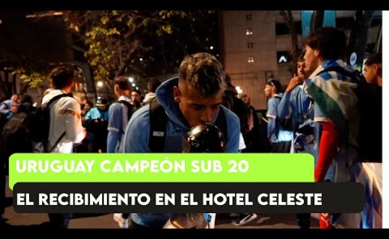 URUGUAY CAMPEÓN SUB 20: El emotivo recibimiento a los jugadores en el hotel de La Plata