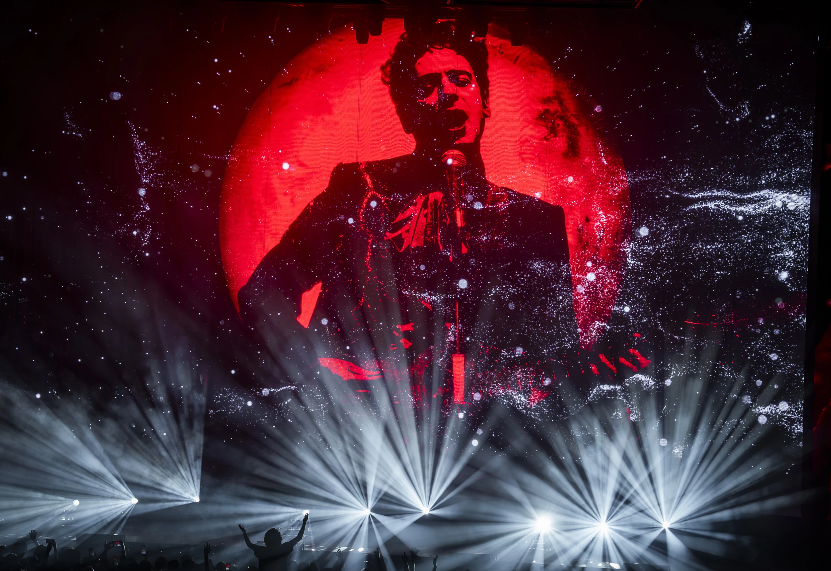 El holograma de Cerati revive a Soda Stereo en un Antel Arena colmado de nostalgia — image 3