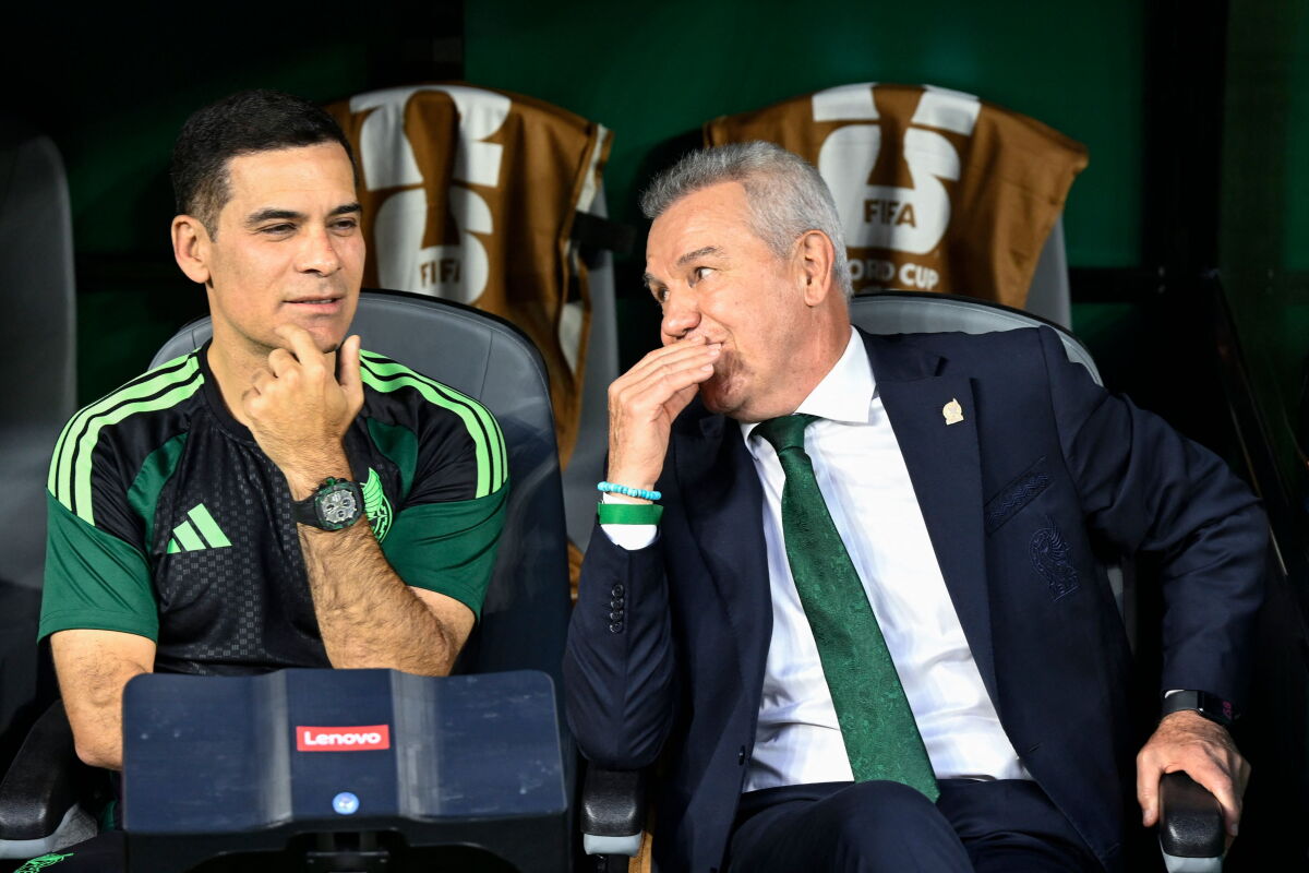Rafael Márquez y Javier Aguirre en el banco de la selección de México en el Mundial 2026.