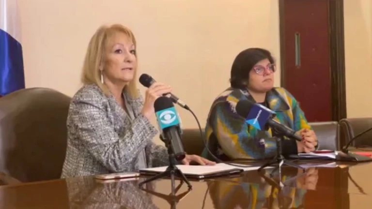 Cosse se emocionó durante conferencia de prensa