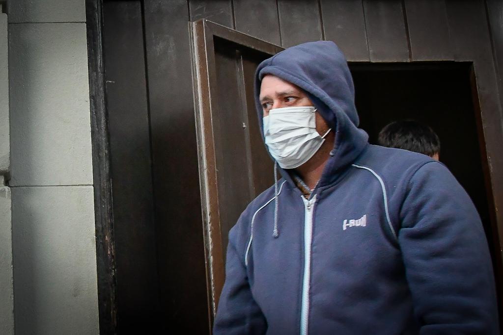 Carlos Taroco, ahora exdirector del ex Comcar, llegando a la audiencia de formalización