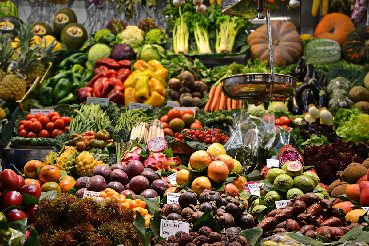 En la feria y en los supermercados encontrarás los ingredientes para esta sopa.