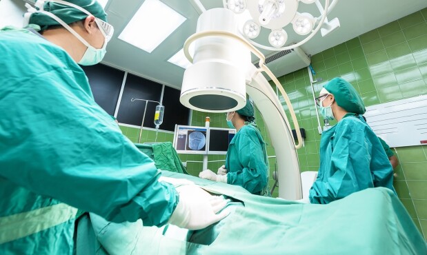 Quirófano preparado para una cirugía