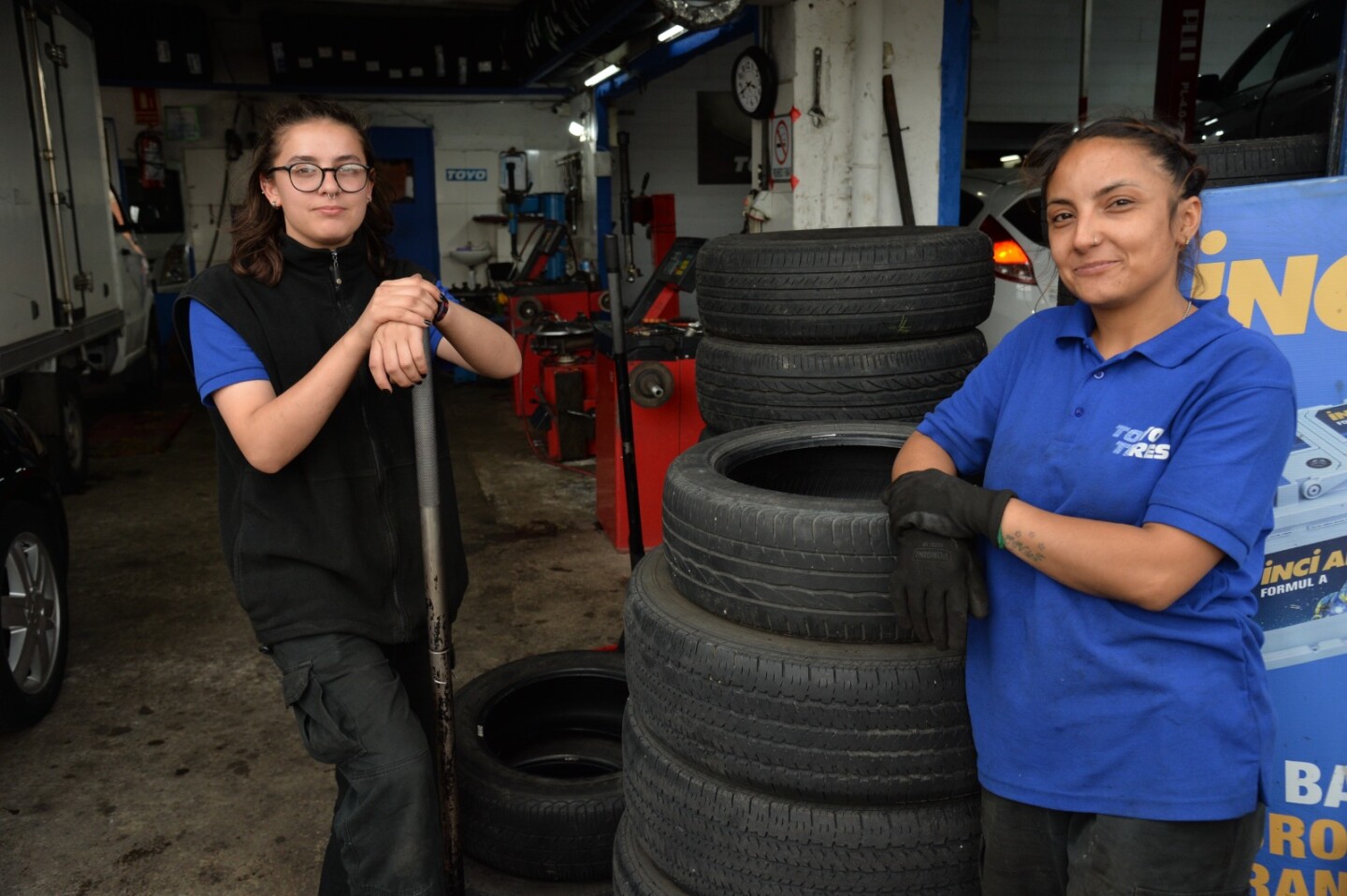 Kimberly y Evelyn en la gomeríaJuan Manuel Ramos
